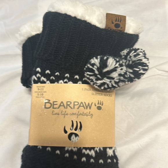 Bear paw slipper socks in black white pom pom. Sherpa lines lounge socks. New - Picture 2 of 6